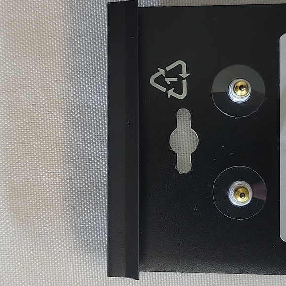 Napier Gold Tone Autumn Spiced Fall Leaf Earrings - Picture 2 of 4